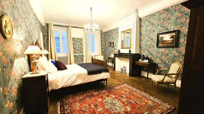 Image No.19-10 Bed House for sale