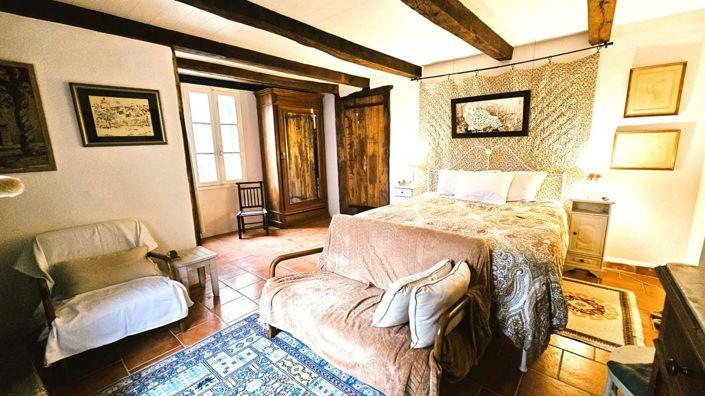 Image No.20-10 Bed House for sale