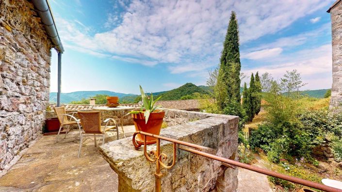 Image No.2-2 Bed Property for sale