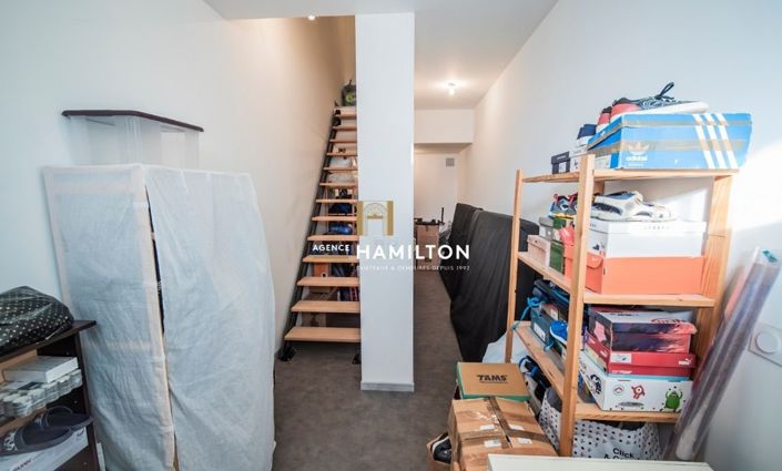 Image No.18-7 Bed Property for sale