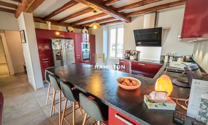 Image No.6-7 Bed Property for sale