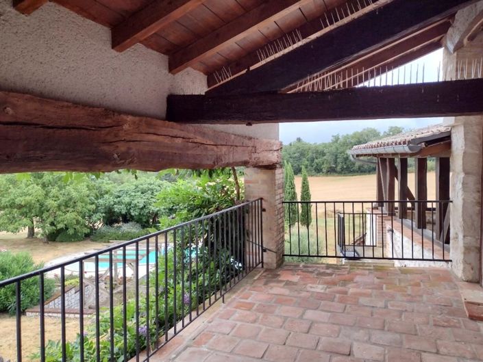 Image No.13-6 Bed Property for sale