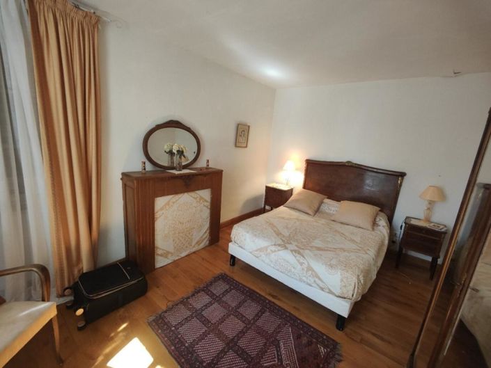 Image No.16-4 Bed House for sale