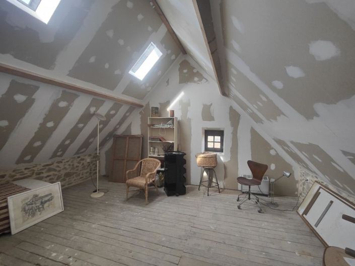 Image No.11-4 Bed Property for sale