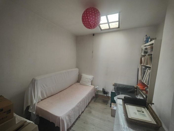 Image No.17-4 Bed Property for sale