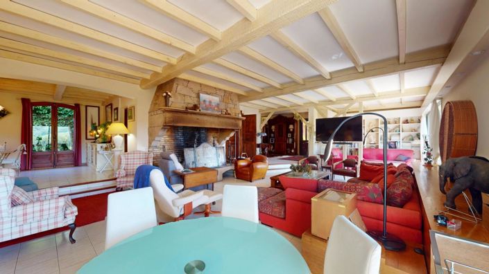 Image No.7-6 Bed Property for sale