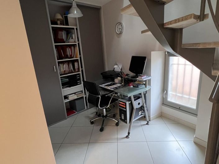 Image No.6-2 Bed Property for sale