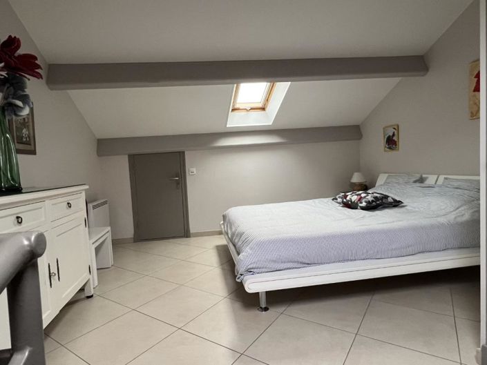 Image No.7-2 Bed Property for sale