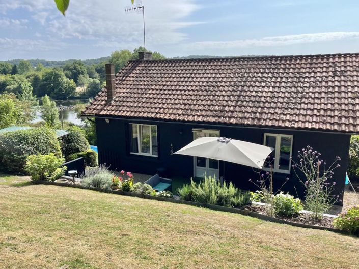 Image No.1-2 Bed Property for sale