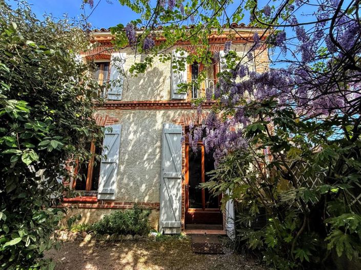 Image No.13-3 Bed Property for sale