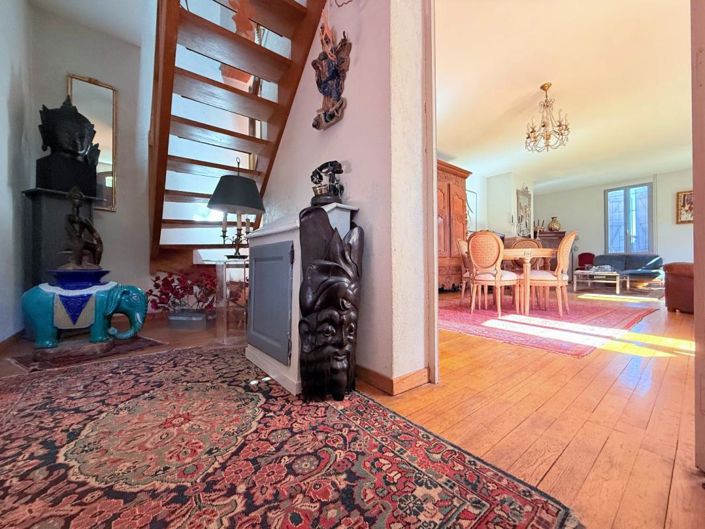 Image No.16-3 Bed Property for sale