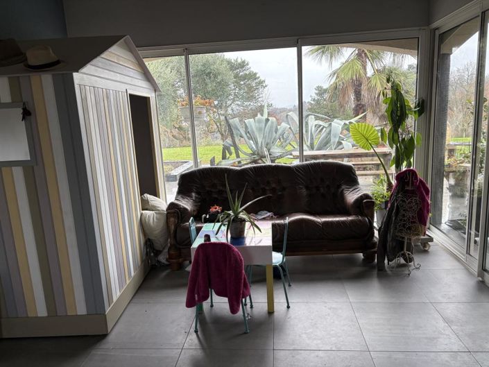 Image No.17-4 Bed Property for sale