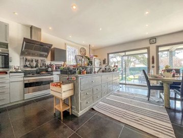 1 - L'Isle-sur-la-Sorgue, Villa