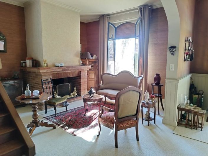 Image No.12-4 Bed Property for sale