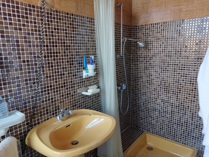 Image No.18-4 Bed Property for sale