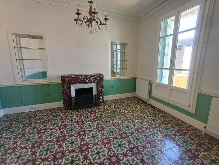 Image No.3-5 Bed House for sale