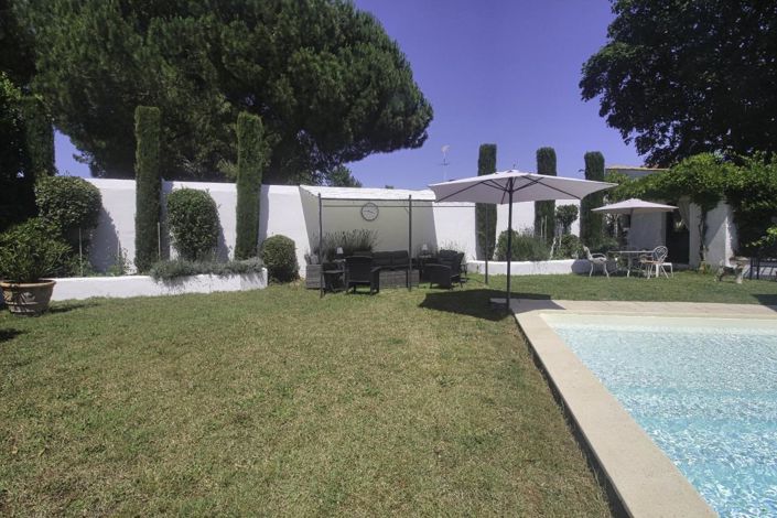 Image No.19-3 Bed Property for sale