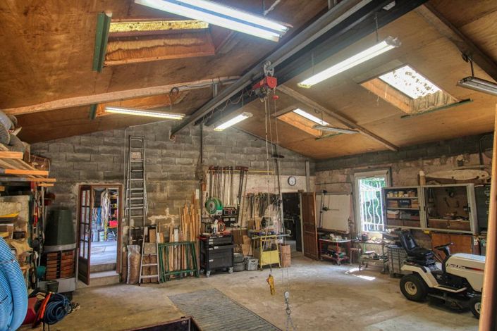 Image No.10-3 Bed House for sale