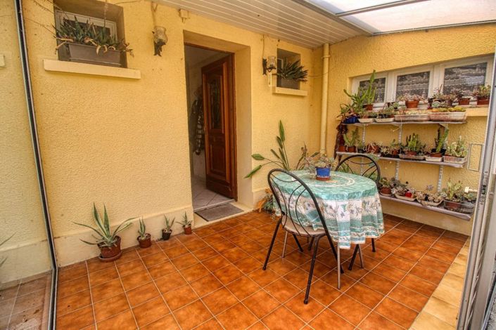 Image No.5-3 Bed House for sale