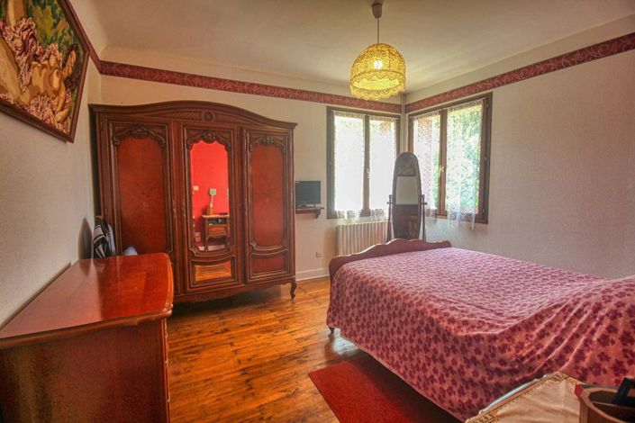 Image No.8-3 Bed House for sale