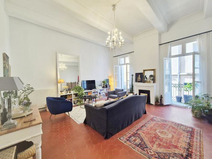 Image No.2-2 Bed Property for sale