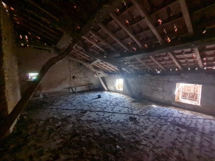 Image No.19-3 Bed House for sale