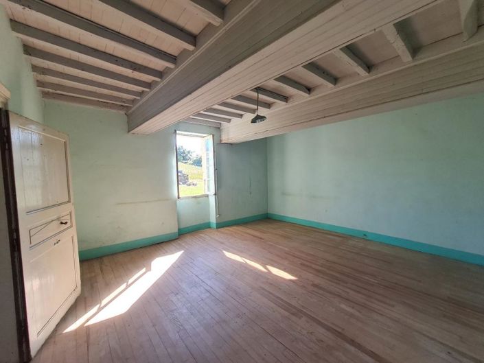 Image No.8-3 Bed House for sale