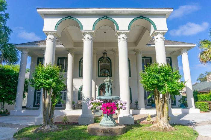 Image No.1-10 Bed Mansion for sale