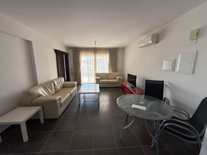 Image No.5-Appartement de 2 chambres à vendre à Larnaca