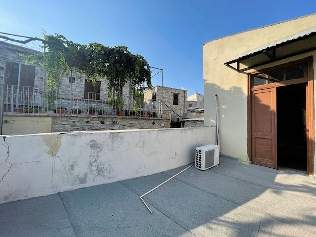 Image No.11-5 Bed House for sale