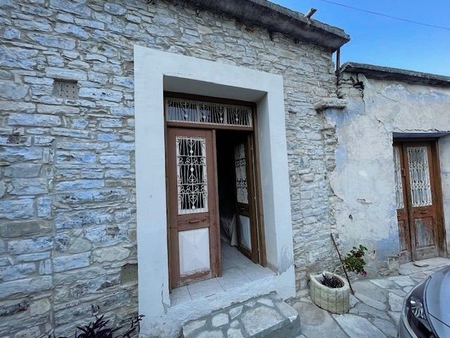 Image No.4-5 Bed House for sale