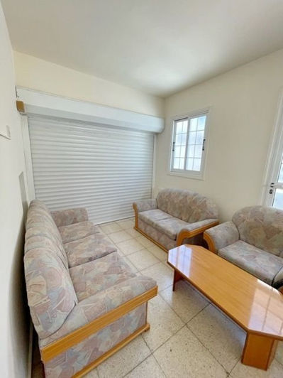 Image No.15-3 Bed House for sale