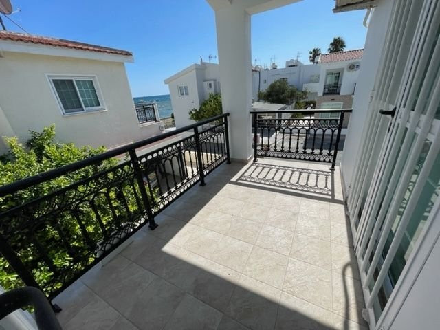 Image No.20-3 Bed House for sale