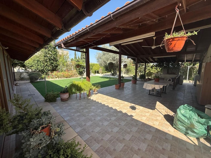 Image No.8-3 Bed House for sale