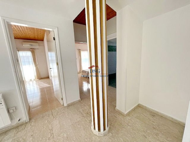 Image No.31-4 Bed House for sale