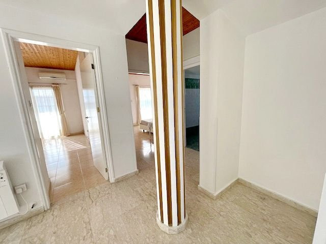 Image No.31-4 Bed House for sale