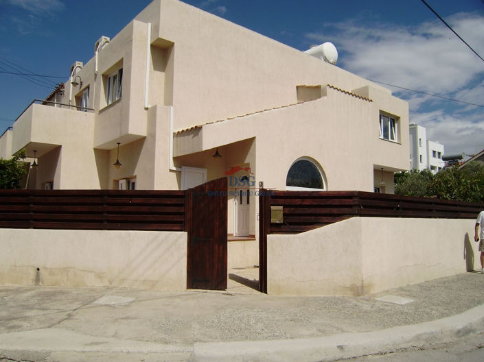 Image No.1-Maison de 3 chambres à vendre à Faneromeni