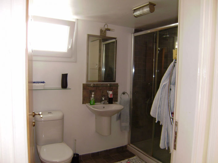 Image No.12-3 Bed House for sale