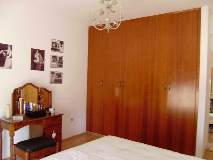 Image No.17-3 Bed House for sale