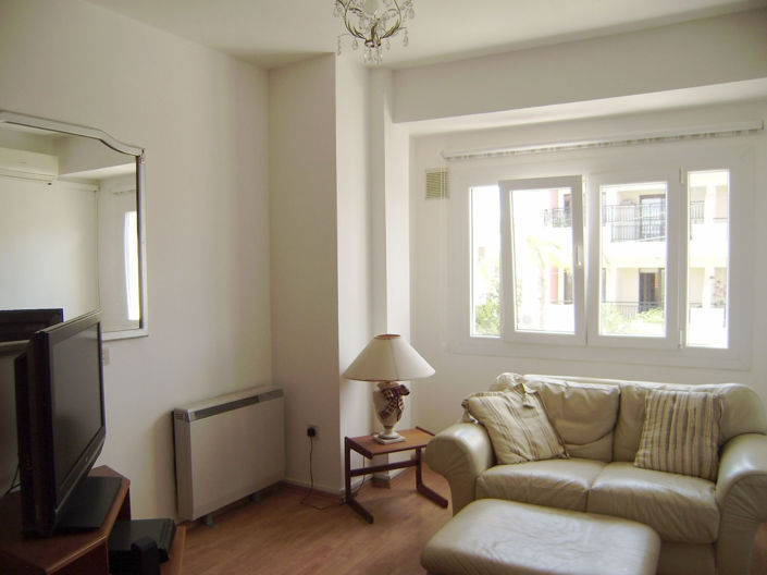 Image No.18-3 Bed House for sale