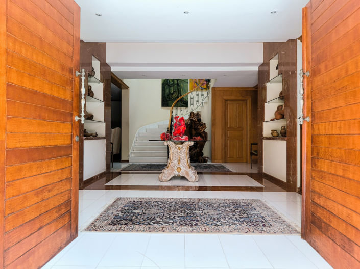 Image No.11-5 Bed House for sale