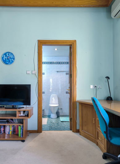 Image No.6-5 Bed House for sale