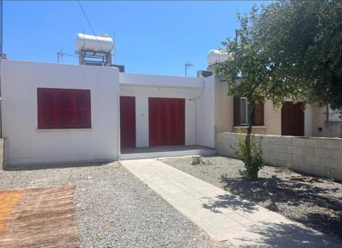Image No.2-Bungalow de 2 chambres à vendre à Larnaca