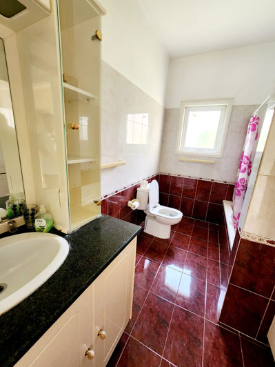 Image No.13-3 Bed House for sale