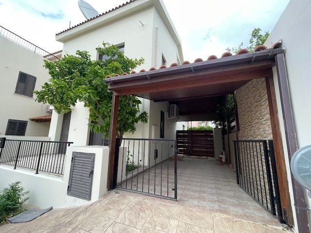 Image No.2-3 Bed House for sale