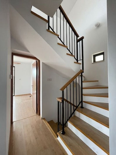 Image No.23-3 Bed House for sale