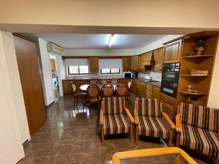 Image No.18-Commercial à vendre à Larnaca