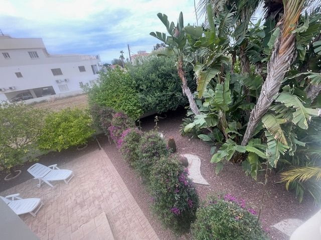 Image No.2-Maison de 4 chambres à vendre à Pervolia