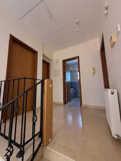 Image No.22-4 Bed House for sale