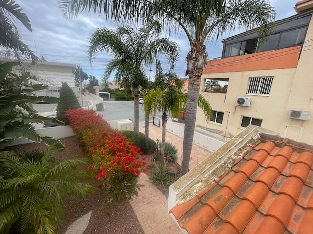 Image No.3-Maison de 4 chambres à vendre à Pervolia